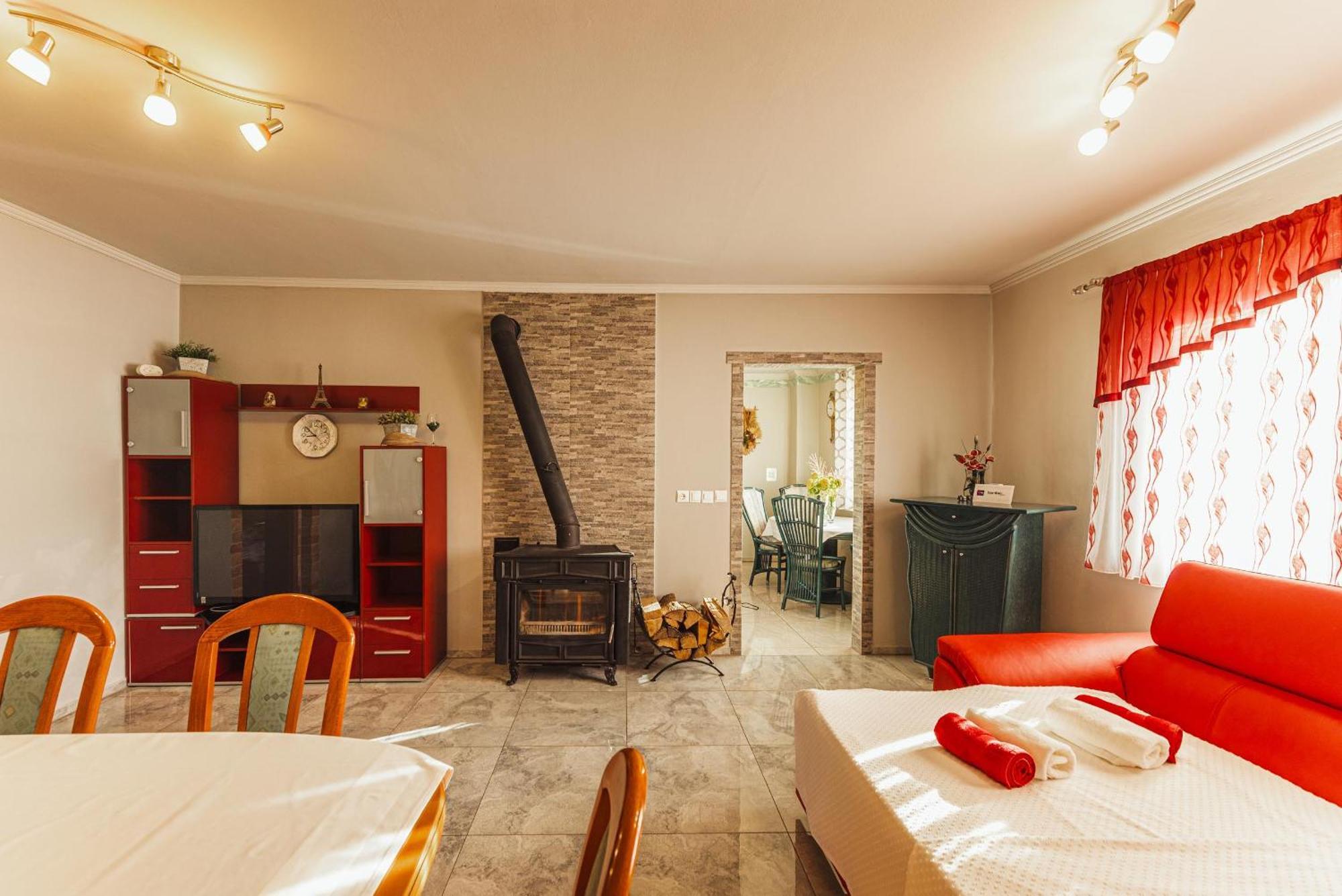 Holiday Homes I&G By The River Next To Olimje Kozje Esterno foto